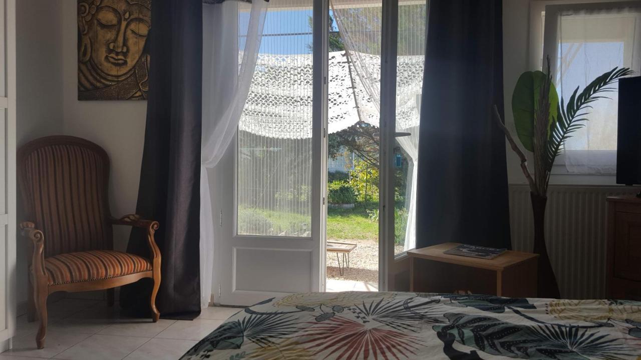 Le Kalarino Bed & Breakfast Saint-Remeze Exterior photo